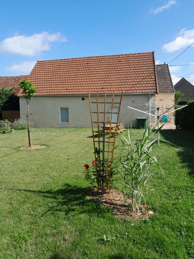 Aux Merveilles Des Ormes Breugnon Exterior foto
