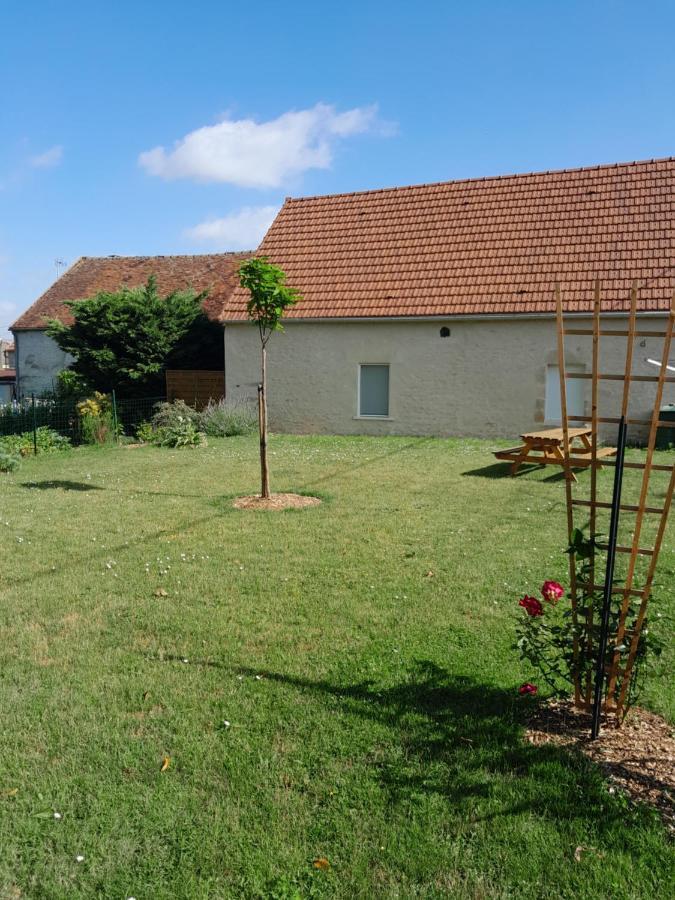 Aux Merveilles Des Ormes Breugnon Exterior foto
